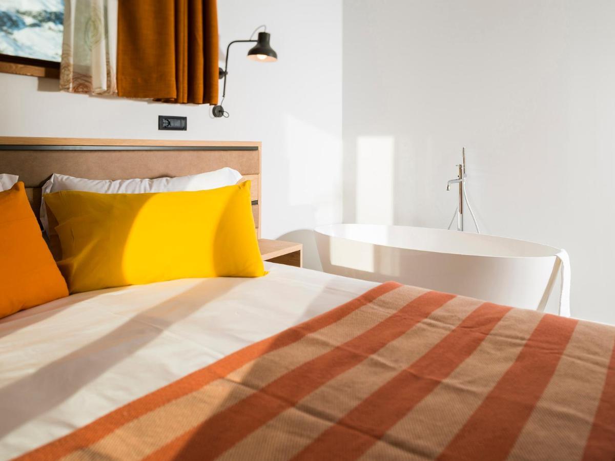 Red Fox Lodge Breuil-Cervinia Bagian luar foto